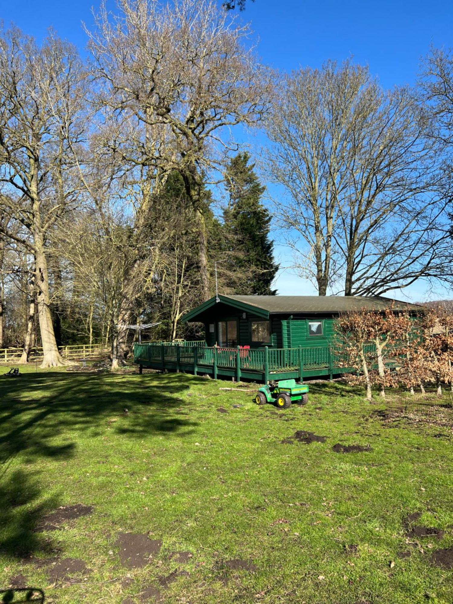 Holme Woodmans * Holme (Cambridgeshire)